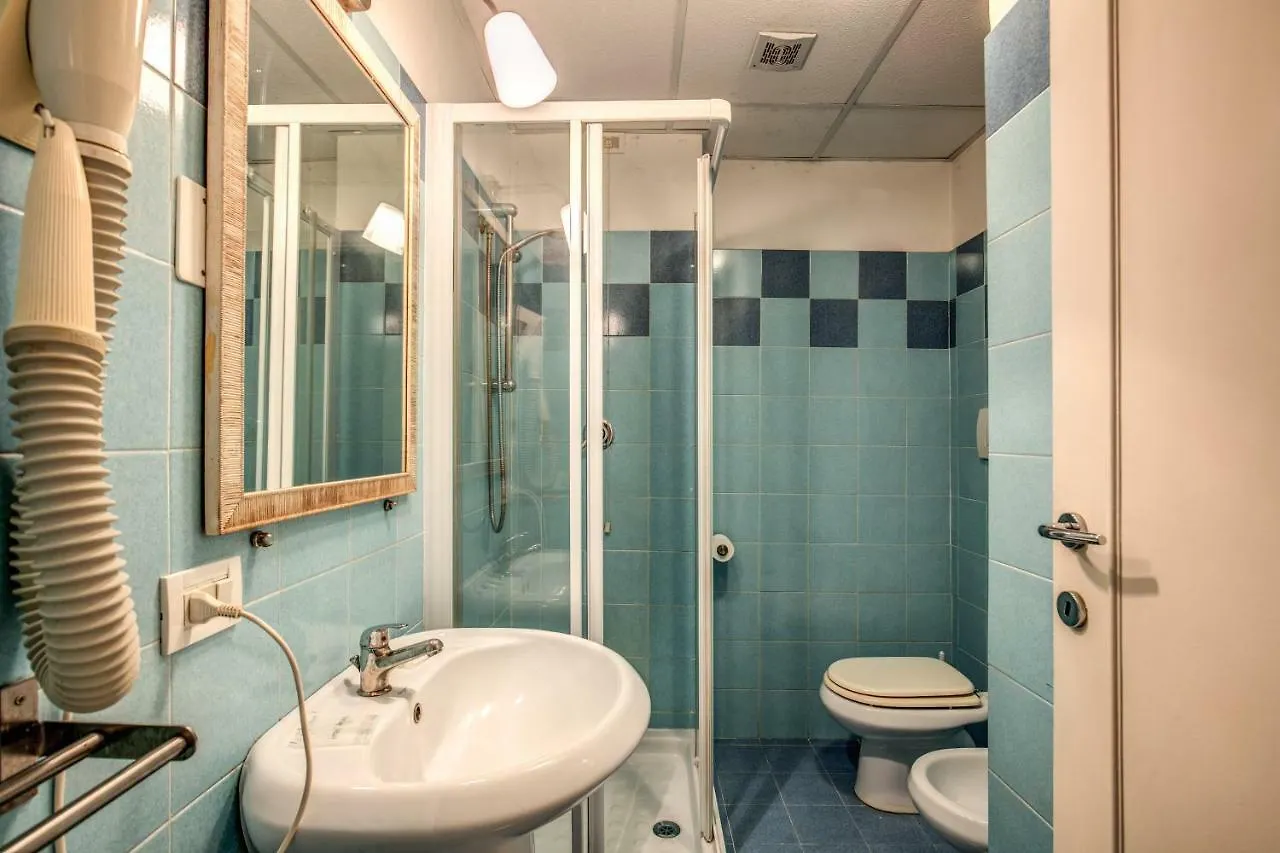 Tuscolano 6 Bedroom 6 Bathroom Apartment Rome 0*,